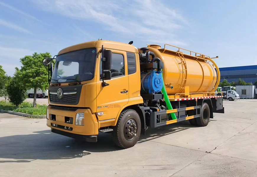 國(guó)六東風(fēng)天錦15方帶副發(fā)動(dòng)機(jī)清洗吸污車(chē)